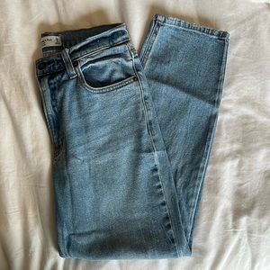 Abercrombie & Fitch High Rise Mom Jean